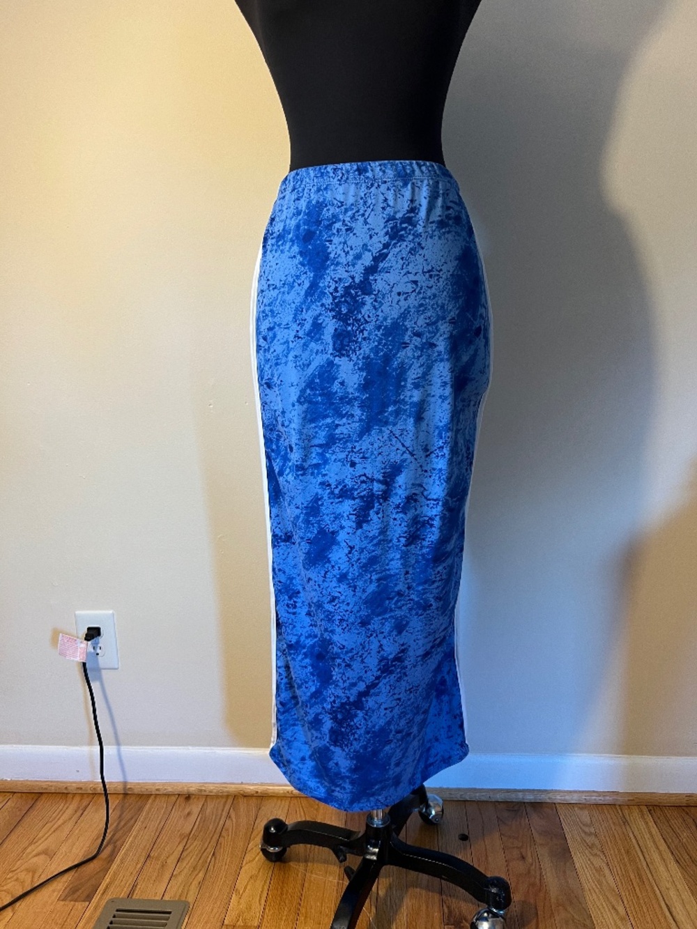 Fashion Nova Sporty Maxi Skirt